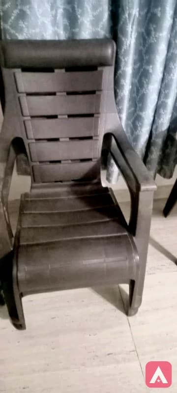 two burner stove , single burner stove with regulator and two nilkamal sleeping chairs
