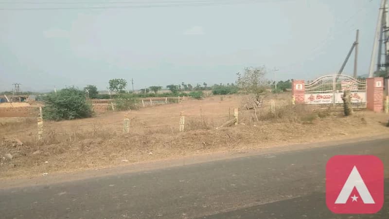 main road land