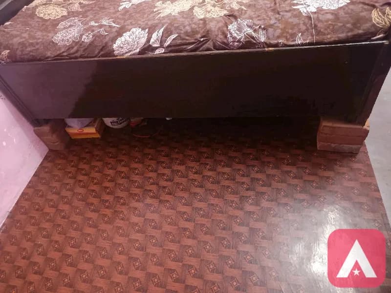 double bed with matress