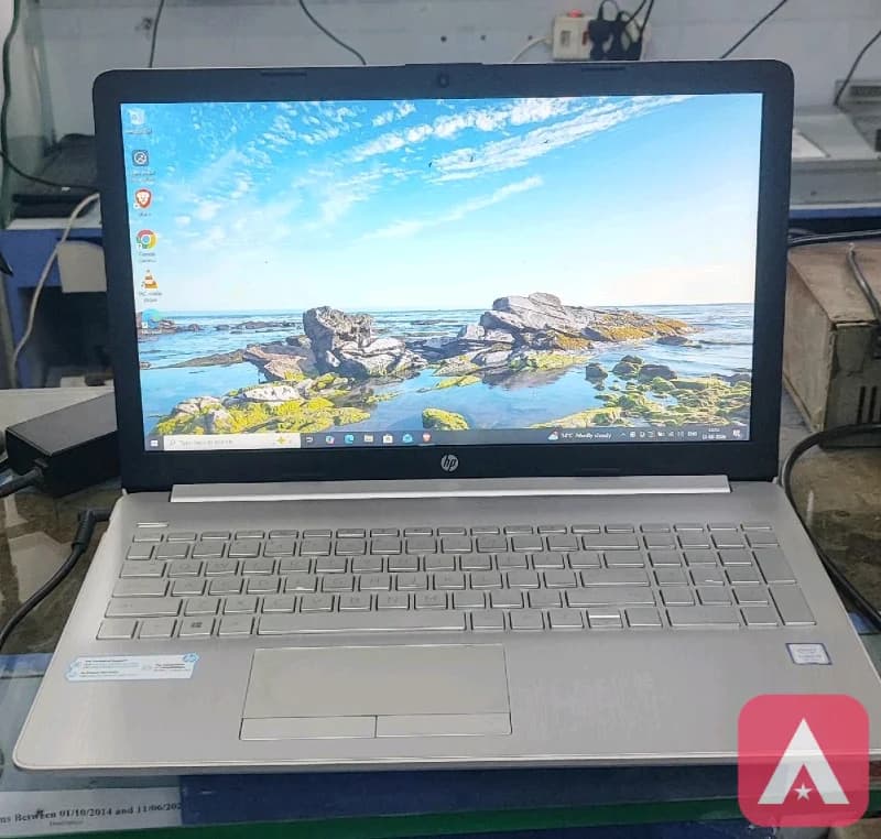 Hp laptop 15-da0326tu