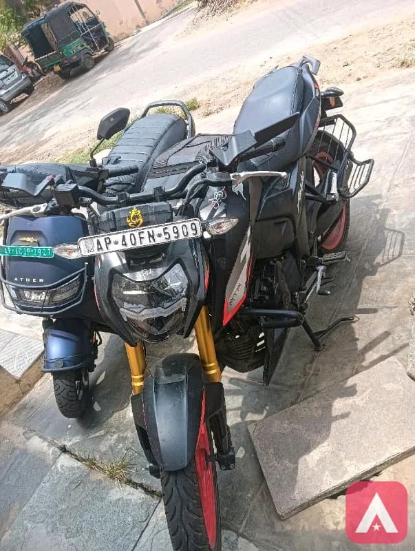 apache RTR 160 4v USD