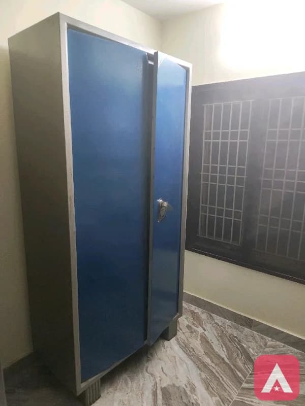 6.5 inches wardrobe or almirah