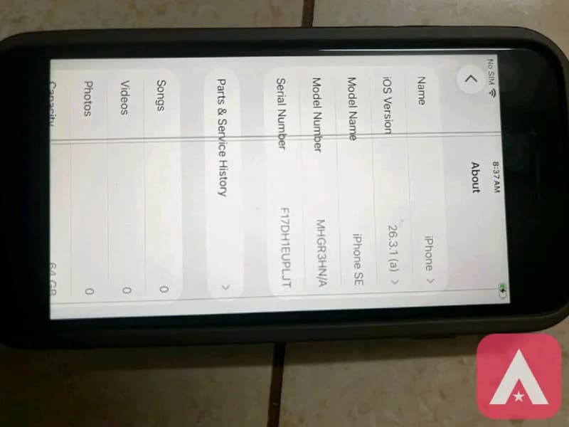 iPhone SE read description