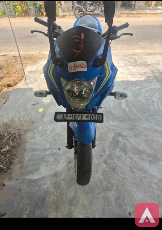 Gixxer sf good condition Totall 9