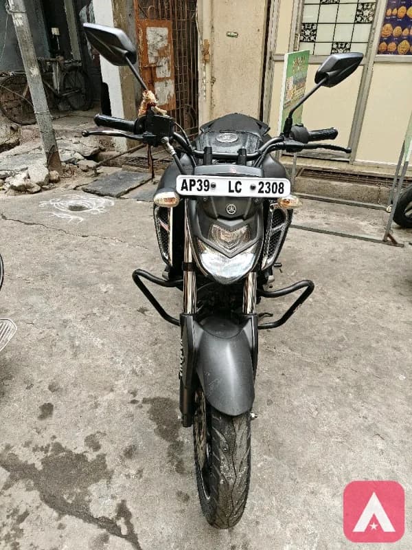 fz-s in good condition well maintained
