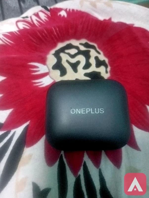 oneplus buds3 good condition
