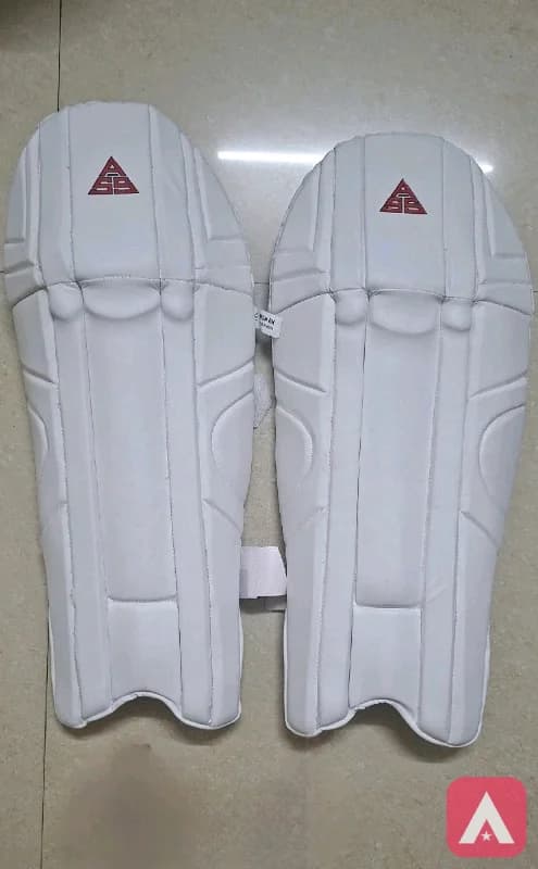 MENS KEEPING PAD