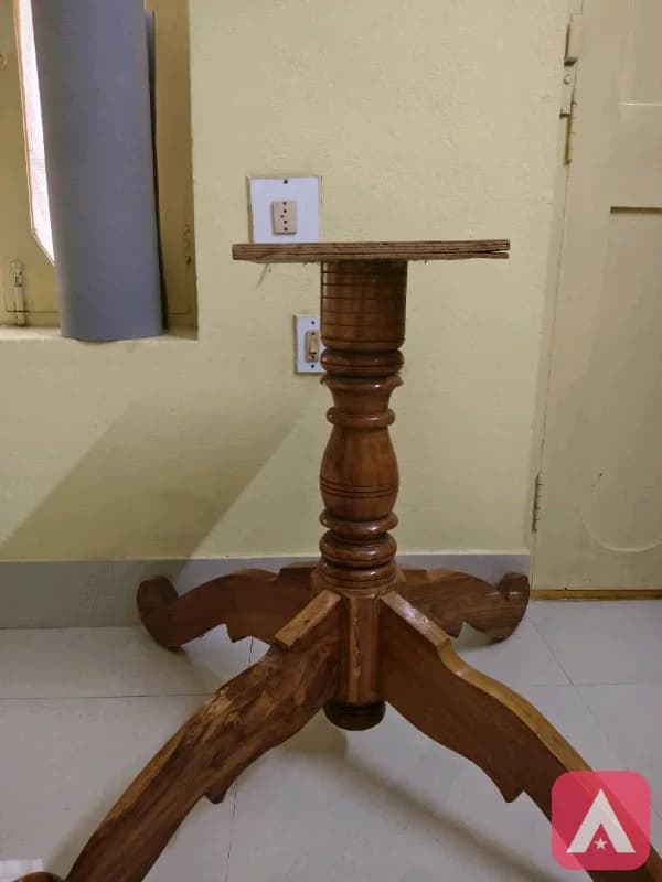 Teakwood Dining table with 4 Chairs