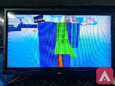 LG 24 INCHES TV LCD GOOD WORKING