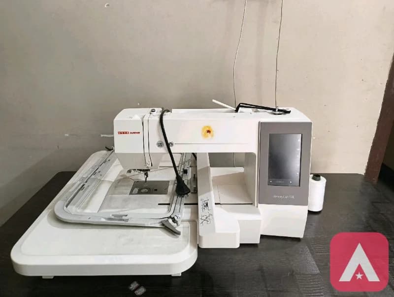 Usha janome 550 E Computer embroidery machine