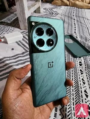 One plus 12 12b ram 256gb ram excellent condition