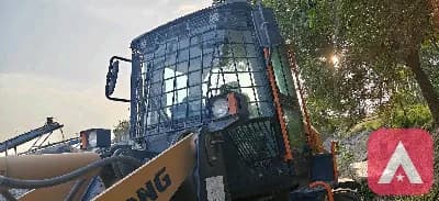 glass fitting works