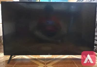 LG 43 inches smart tv only display not working good condition Tv