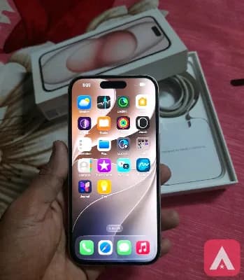 iPhone 15 128gb. Original cable,box,bill available. 83% battery health. display original.